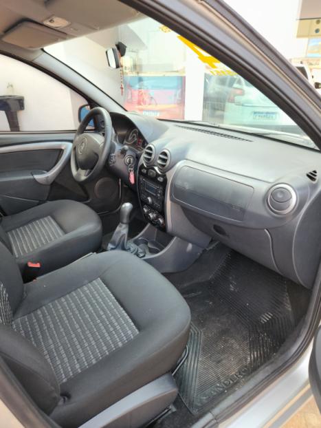 RENAULT Sandero 1.6 4P FLEX EXPRESSION, Foto 6 RENAULT Sandero 1.6 4P FLEX EXPRESSION, Foto 6