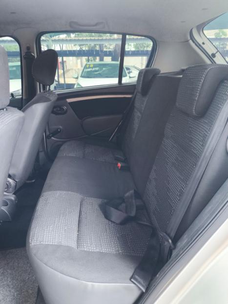 RENAULT Sandero 1.6 16V 4P FLEX SCE EXPRESSION, Foto 6 RENAULT Sandero 1.6 16V 4P FLEX SCE EXPRESSION, Foto 6