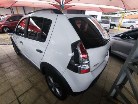 RENAULT Sandero 1.6 16V 4P FLEX STEPWAY RIP CURL, Foto 4