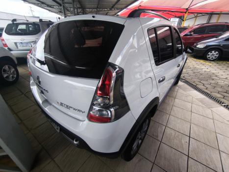 RENAULT Sandero 1.6 16V 4P FLEX STEPWAY RIP CURL, Foto 5