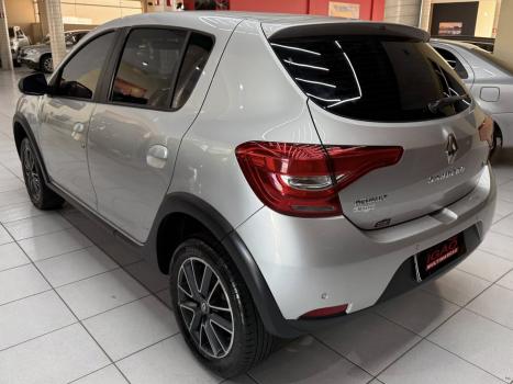 RENAULT Sandero 1.6 16V 4P FLEX SCE INTENSE X-TRONC AUTOM�TICO CVT, Foto 8