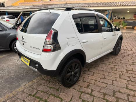 RENAULT Sandero 1.6 16V 4P FLEX STEPWAY AUTOM�TICO, Foto 4