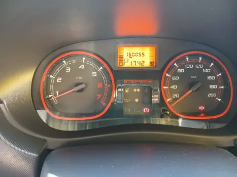 RENAULT Sandero 1.6 16V 4P FLEX STEPWAY AUTOM�TICO, Foto 16