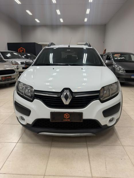 RENAULT Sandero 1.6 16V 4P FLEX STEPWAY RIP CURL, Foto 2