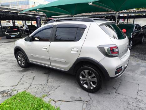 RENAULT Sandero 1.6 4P FLEX STEPWAY RIP CURL, Foto 2