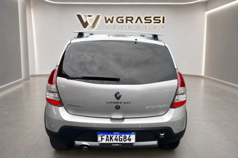 RENAULT Sandero 1.6 16V 4P FLEX STEPWAY AUTOMÁTICO, Foto 5