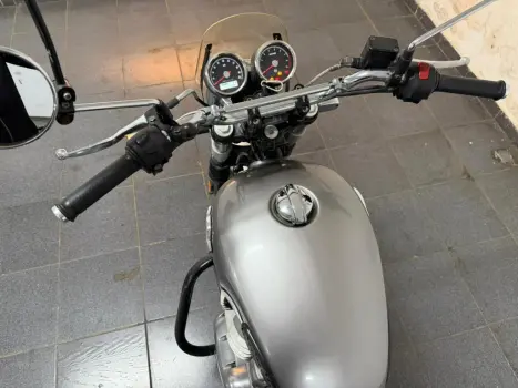 ROYAL ENFIELD Interceptor 650 , Foto 9