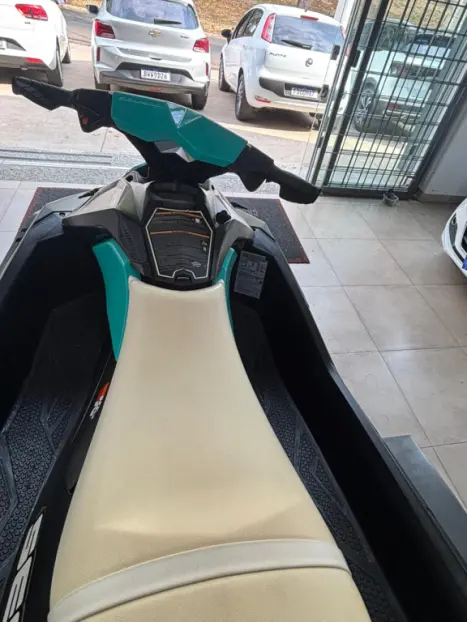 SEA DOO Spark 2Up 60HP, Foto 6