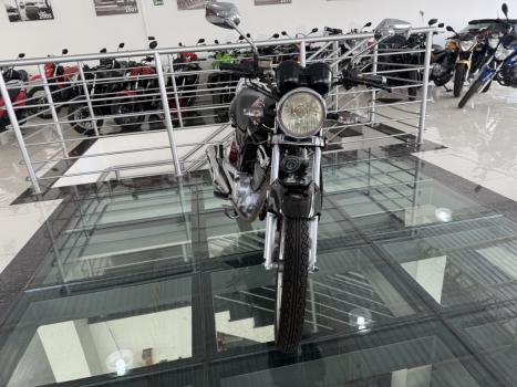 SUZUKI GSR 150 I, Foto 3