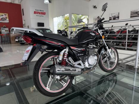 SUZUKI GSR 150 I, Foto 6