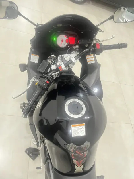 SUZUKI GSX 650 F , Foto 4