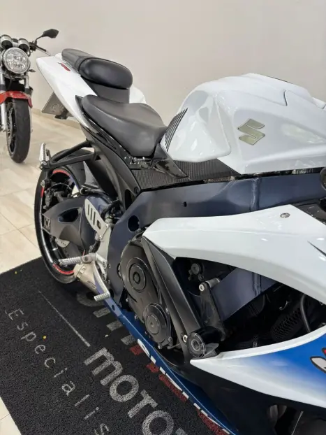 SUZUKI GSX 750 F , Foto 3