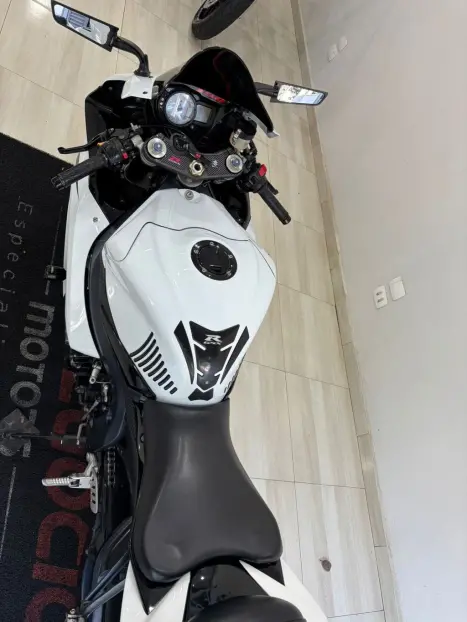 SUZUKI GSX 750 F , Foto 4