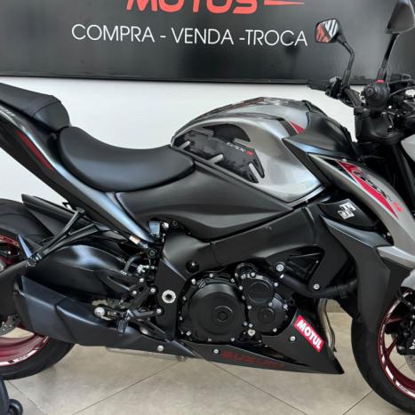 SUZUKI GSX-S 1000 A, Foto 3
