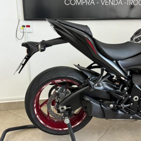 SUZUKI GSX-S 1000 A, Foto 4