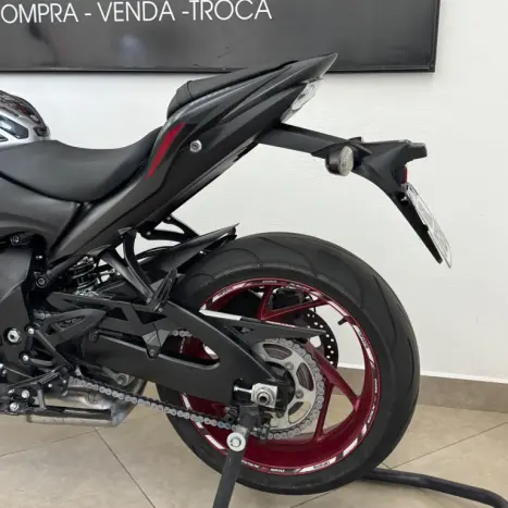 SUZUKI GSX-S 1000 A, Foto 9