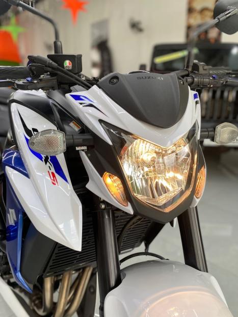 SUZUKI GSX-S 750 ABS, Foto 2