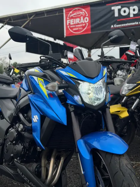 SUZUKI GSX-S 750 ABS, Foto 3