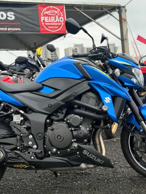 SUZUKI GSX-S 750 ABS, Foto 4
