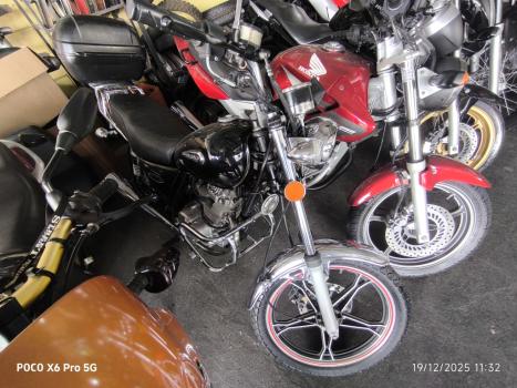SUZUKI Intruder 125 , Foto 2
