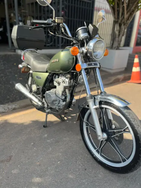 SUZUKI Intruder 125 , Foto 2
