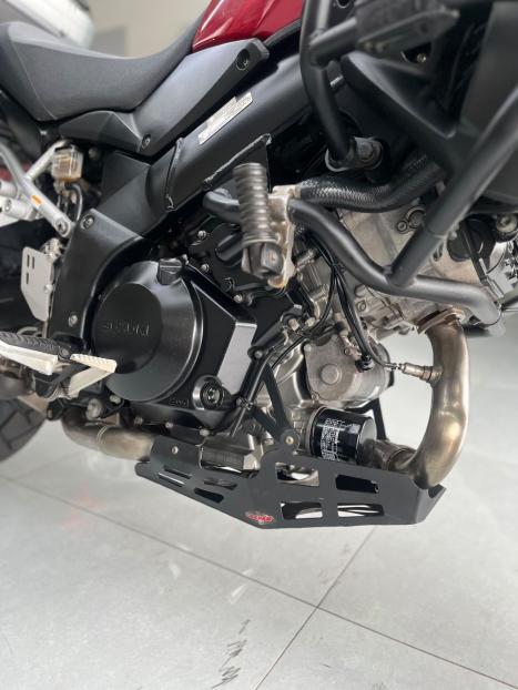 SUZUKI V-Strom DL 1000 , Foto 3