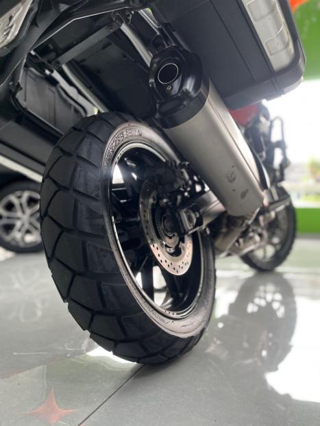 SUZUKI V-Strom DL 1000 , Foto 5