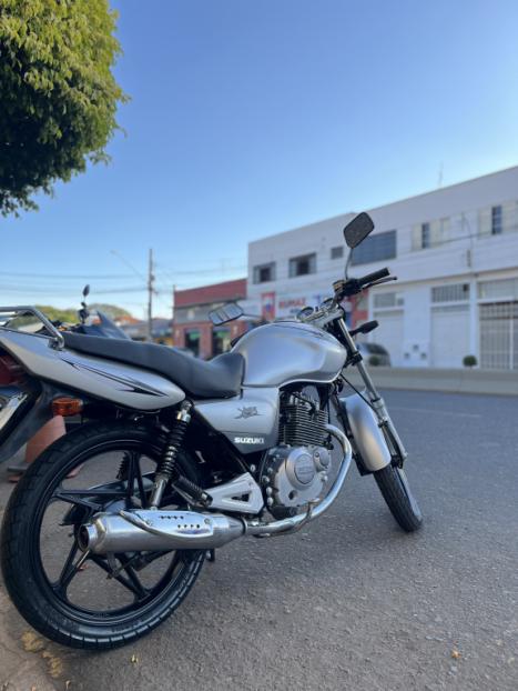 SUZUKI Yes 125 EN, Foto 2