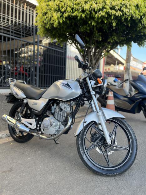 SUZUKI Yes 125 EN, Foto 5