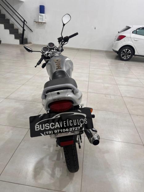 SUZUKI Yes 125 EN, Foto 6