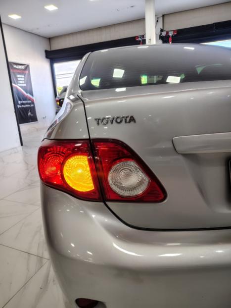 TOYOTA Corolla 1.8 16V 4P XEI, Foto 8