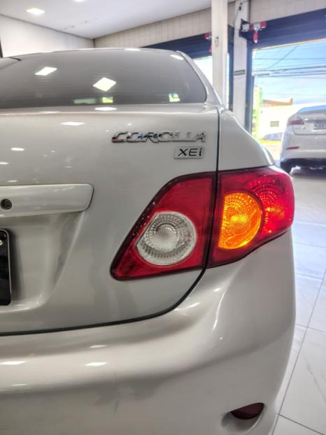 TOYOTA Corolla 1.8 16V 4P XEI, Foto 9
