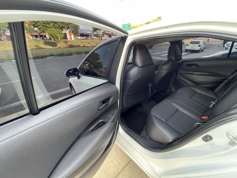 TOYOTA Corolla 2.0 16V 4P FLEX XEI DIRECT SHIFT AUTOM�TICO CVT, Foto 8