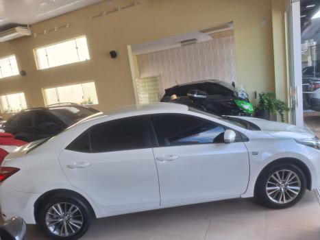TOYOTA Corolla 2.0 16V 4P FLEX XEI DIRECT SHIFT AUTOM�TICO CVT, Foto 8