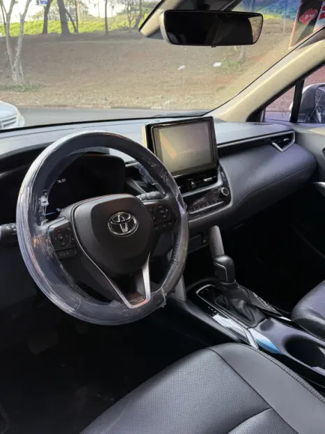 TOYOTA Corolla Cross 2.0 16V 4P FLEX VVT-IE XRE DIRECT SHIFT AUTOM�TICO CVT, Foto 10