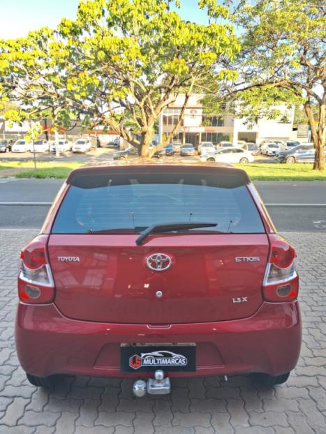 TOYOTA Etios Hatch 1.3 16V 4P FLEX X, Foto 5
