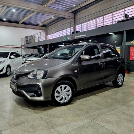 TOYOTA Etios Hatch 1.3 16V 4P FLEX X, Foto 3 TOYOTA Etios Hatch 1.3 16V 4P FLEX X, Foto 3