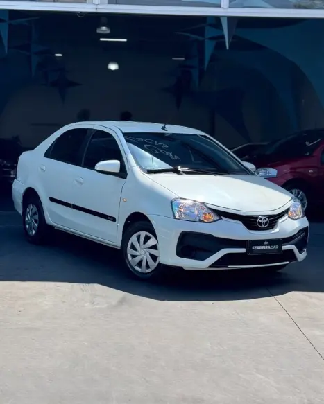 TOYOTA Etios Hatch 1.5 16V 4P FLEX XS, Foto 1