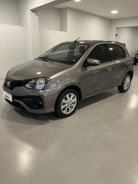 TOYOTA Etios Hatch 1.5 16V 4P FLEX X PLUS AUTOMTICO, Foto 3