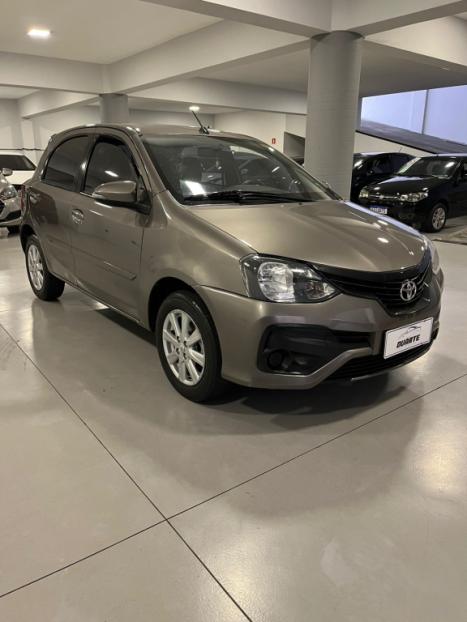 TOYOTA Etios Hatch 1.5 16V 4P FLEX X PLUS AUTOMTICO, Foto 1