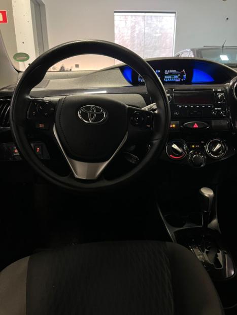 TOYOTA Etios Hatch 1.5 16V 4P FLEX X PLUS AUTOMTICO, Foto 13