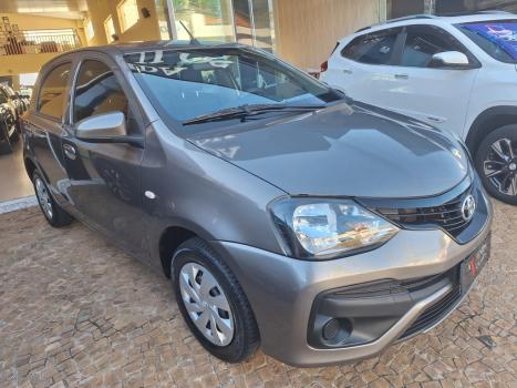 TOYOTA Etios Hatch 1.3 16V 4P FLEX X, Foto 7