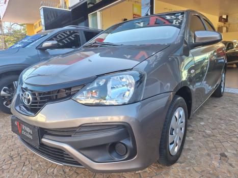 TOYOTA Etios Hatch 1.3 16V 4P FLEX X, Foto 8