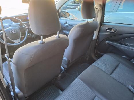 TOYOTA Etios Hatch 1.3 16V 4P FLEX X, Foto 10