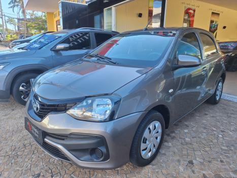 TOYOTA Etios Hatch 1.3 16V 4P FLEX X, Foto 13