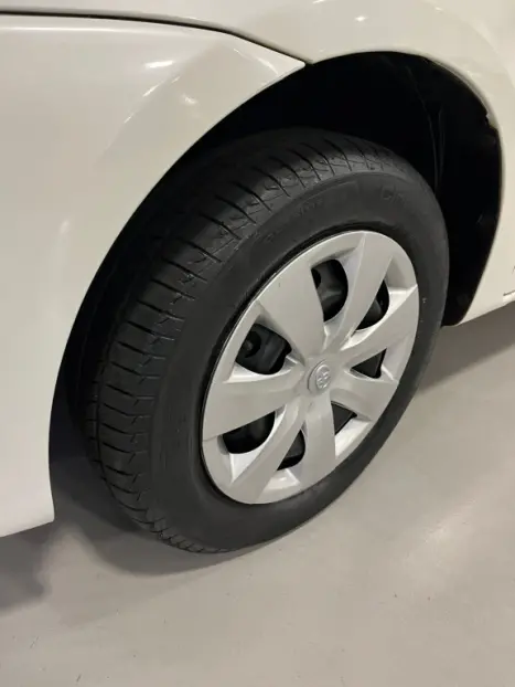 TOYOTA Etios Hatch 1.3 16V 4P FLEX X, Foto 11