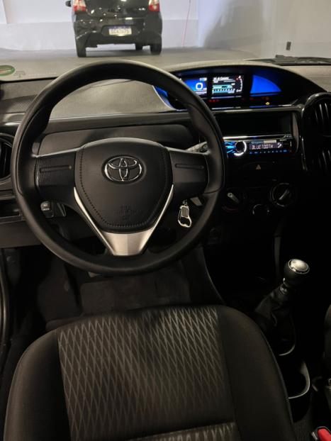 TOYOTA Etios Hatch 1.3 16V 4P FLEX X, Foto 15