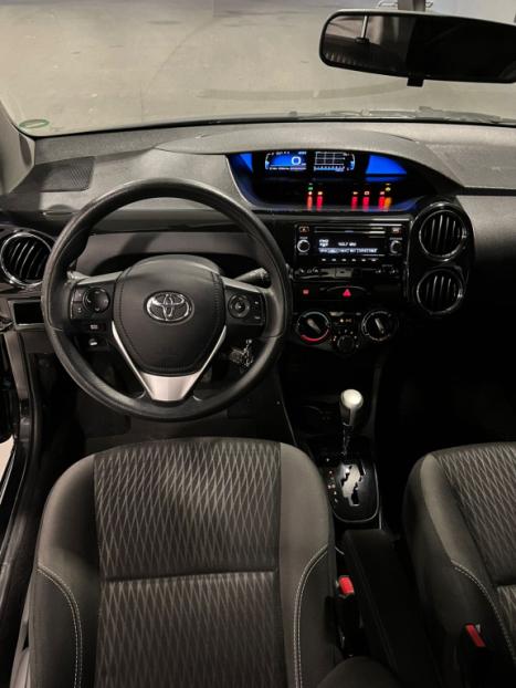 TOYOTA Etios Hatch 1.5 16V 4P FLEX XS AUTOM�TICO, Foto 14