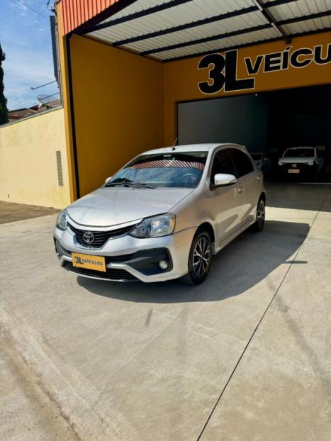TOYOTA Etios Hatch 1.5 16V 4P FLEX PLATINUM AUTOM�TICO, Foto 1