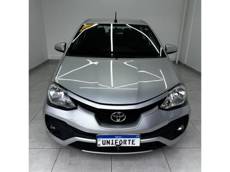 TOYOTA Etios Hatch 1.3 16V 4P FLEX X, Foto 2